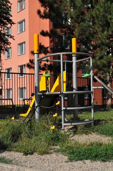 Детская игровая площадка Skarab II горка с сеткой для лазания от компании МАФМАРКЕТ